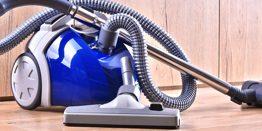 Best Bagless Canister Vacuums
